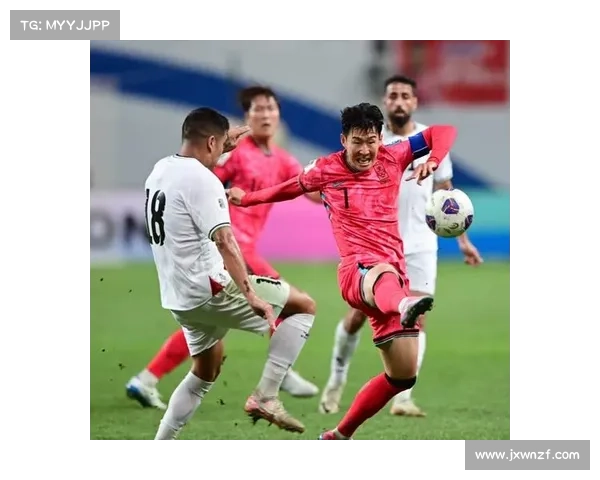 孙兴慜怒斥世预赛连平原因 草坪质量差影响韩国队表现